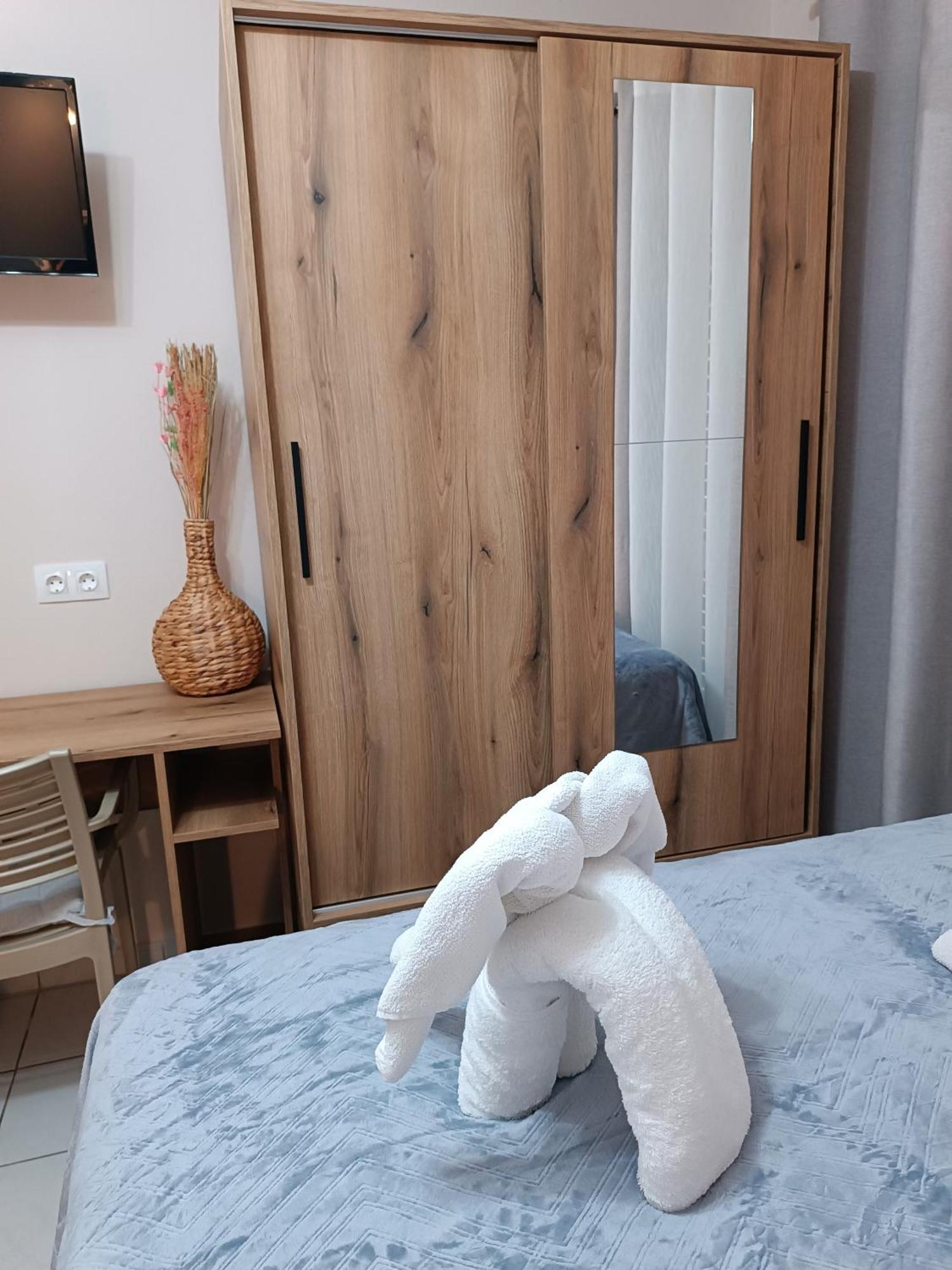 Rooms Anastasia Paralia Exterior photo